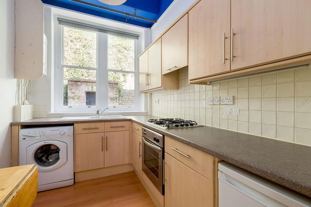 1 bedroom property to rent - Photo 1