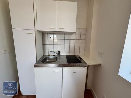 Location Appartement 1 pièce 34m² CHATEAU THIERRY 02400 - Photo 2
