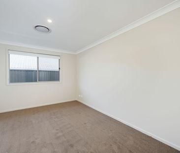 Neat and Tidy 4 Bedroom Home - Photo 2