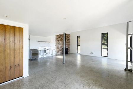 Rural retreat with stunning North facing views - Photo 2