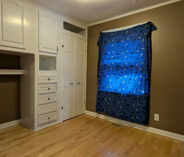 For Lease - 25 Bush Drive, Toronto, Ontario - Photo 2