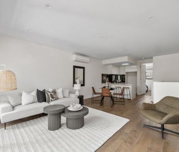 Stylish two level living in the heart of Essendon - Photo 1
