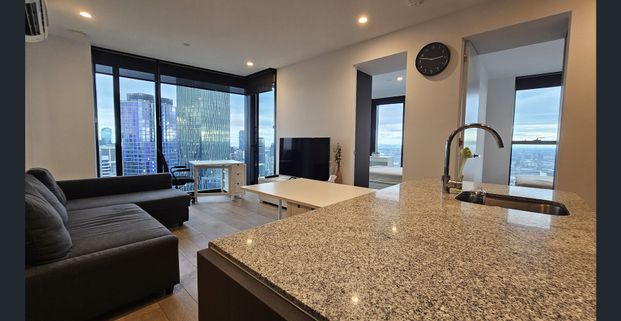 WINDOWS IN EACH BEDROOM, FURNISHED, FLEXIBLE TERM - Photo 1