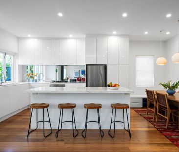 Perfect Family Home for the Ultimate Coastal Lifestyle - Photo 4