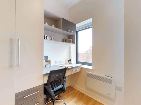 Apt 51, Onyx Residence - Photo 3