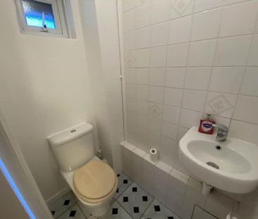 4 bedroom house to rent - Photo 2