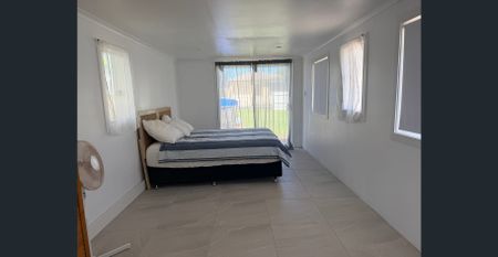 Quaint Cottage with Granny Flat - Photo 3