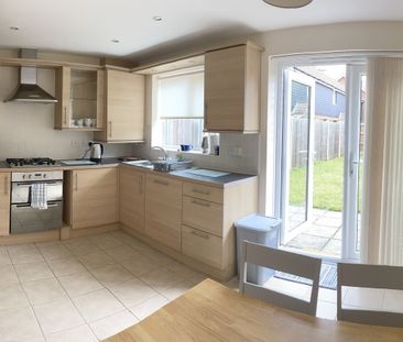 2 bedroom - Photo 5