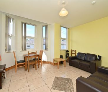 87b Dunluce Avenue, Belfast, BT9 7AW - Photo 5