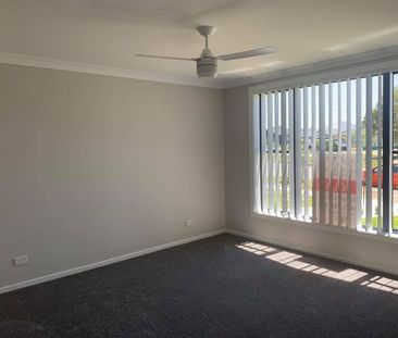 Beautiful Modern Home! - Photo 5