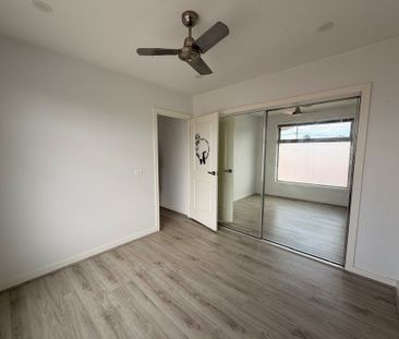 3A Robbins Way, Hampton Park VIC - Photo 5