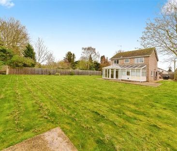 Warmington - Photo 2