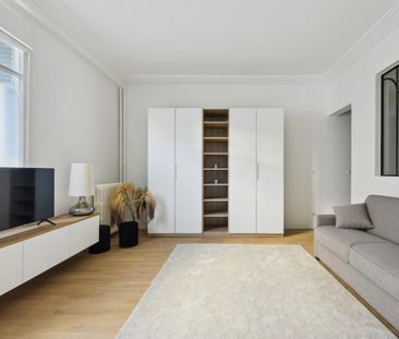 Location Appartement 1 pièce 35m² PARIS 16ème - Photo 5