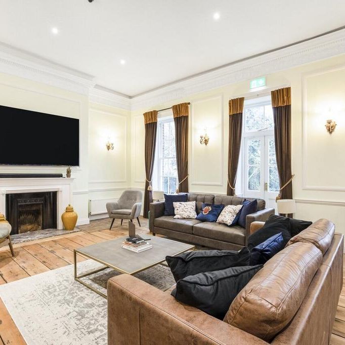 Studio to rent - Photo 1