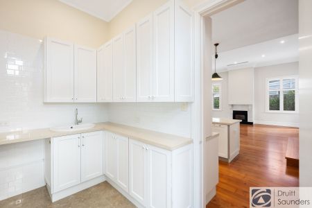 FABULOUS HERITAGE LISTED CHARACTER HOME - Photo 4