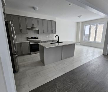 For Lease - 672 Lemay Grove, Peterborough, Ontario - Photo 5