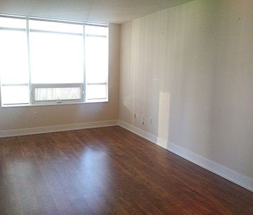 For Lease - 20 Blue Jays Way Unit# 2011, Toronto, Ontario - Photo 3