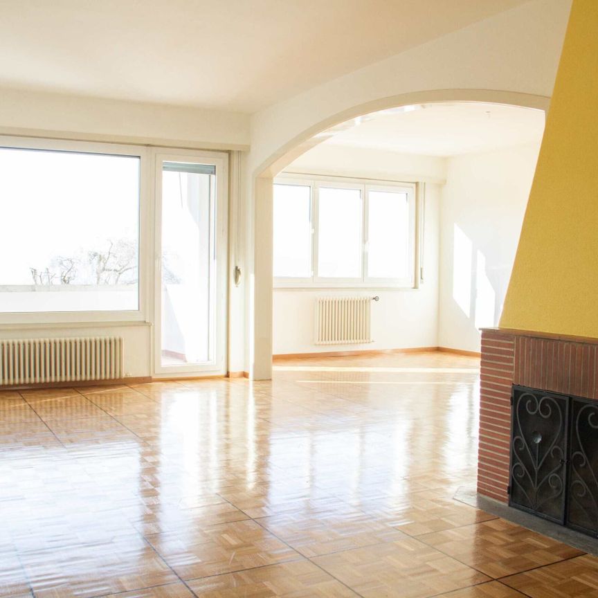 For rent – 6-room apartment of 135m2 on the ground floor - Photo 1