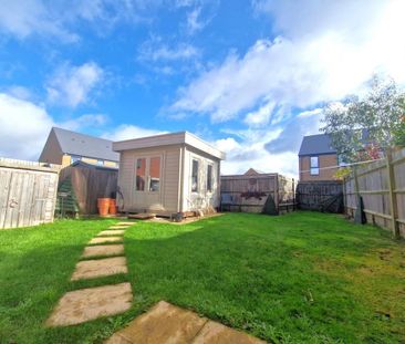 3 bedroom semi-detached house to rent - Photo 3