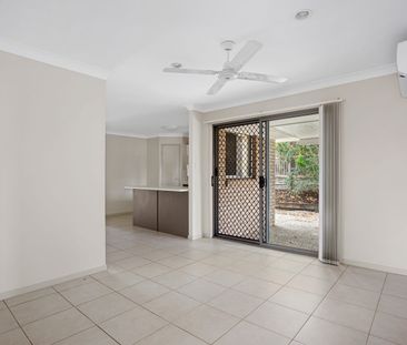 Spacious & Modern Living! - Photo 1