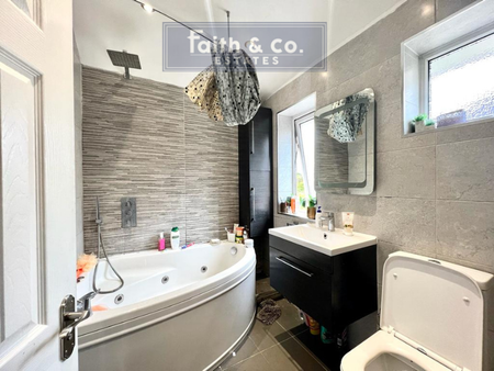 3 bedroom terraced house to rent - Photo 4