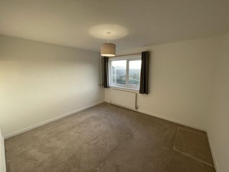 2 bedroom end of terrace house to rent - Photo 4