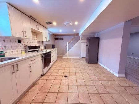 For Lease - 11 Southill Drive, Hamilton, Ontario - Photo 4