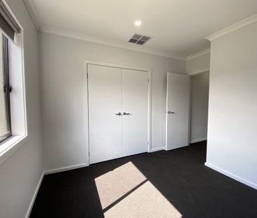 $500 p/w SPACIOUS HOME - Photo 5