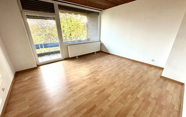Besondere Gelegenheit! Einfamilienhaus auf großzügigem Grundstück - Photo 1