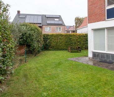 Appartement te huur in Mortsel voor € 800 met 1 slaapkamer - Foto 2