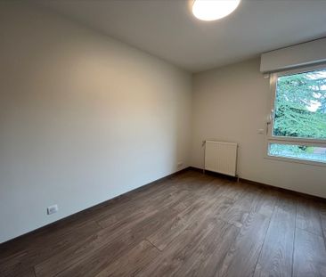 Location Appartement 4 pièces 91m² - Photo 4