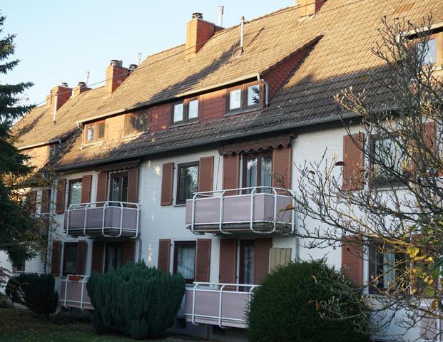 Dachgeschosswohnung mit Balkon - Foto 1