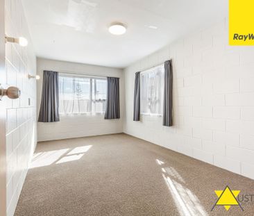 1/2 Northall Road, New Lynn - Photo 4