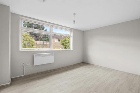 Pettifer Way, High Wycombe - Photo 3