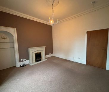 3 bedroom apartment to rent - Photo 2