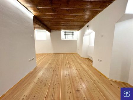 Erstbezug provisionsfrei: Toprenovierter 97m² Altbau mit Einbauküche im Renaissance-Juwel! - Photo 2