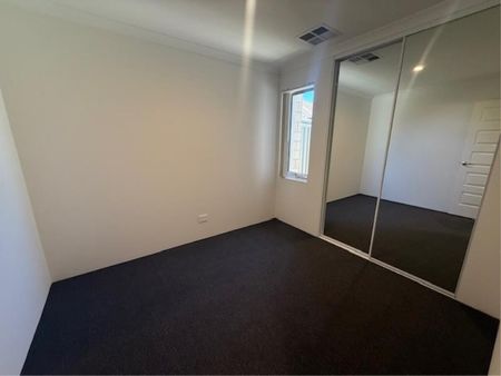 23 Drysdale Gardens, Wandi - Photo 3