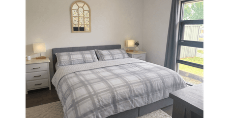 Spacious 4 Bedroom Home in a Prime Location!! - Photo 3