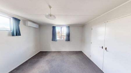 Marton - 2 Bedrooms - Photo 5