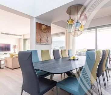 Maison • Saint-Jean-Cap-Ferrat - Photo 3
