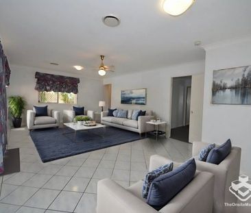 Resort-Style family Home with Air Cons & Swimming Pool - Your Ultimate Family Retreat! - Photo 1