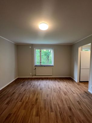 Bergkantsgatan, Grums - Photo 1