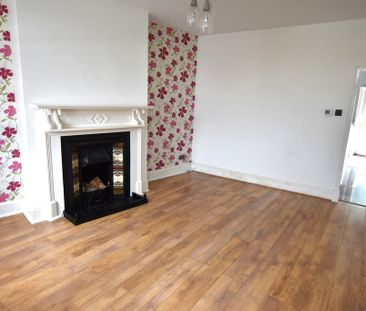 Heaton Road, Lostock, Bolton - Photo 2