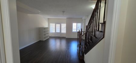 For Lease - 27 Shiff Cres N/A, Brampton, Ontario - Photo 2