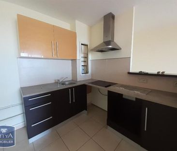 Location Appartement 3 pièces 57m² ST DENIS 97400 - Photo 2