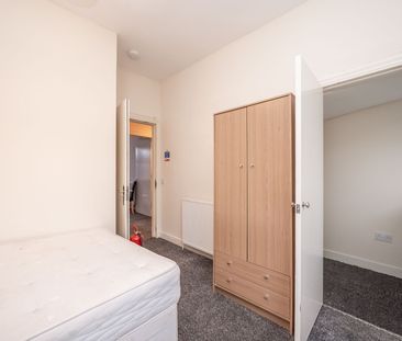 2 bedroom apartment to rent - Photo 6