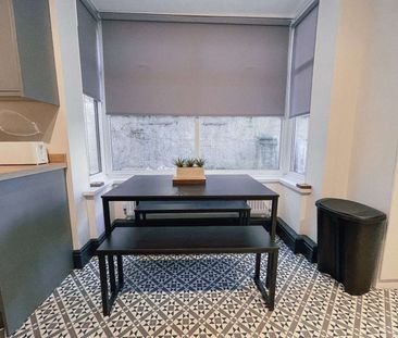 🌟 Perfectly Located on Mill Road, Cleethorpes 🌟 Room 4 - En-suite - Photo 1