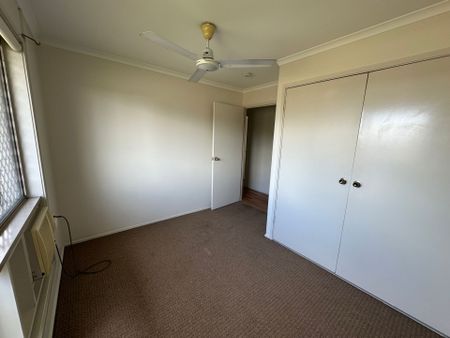 33 Rayleigh Street, Wulguru - Photo 5