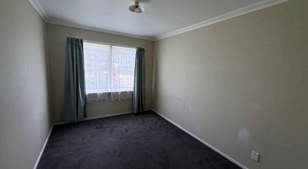 LEVIN - 3 BEDROOMS - Photo 2