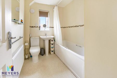 2 bedroom end of terrace house to rent - Photo 5